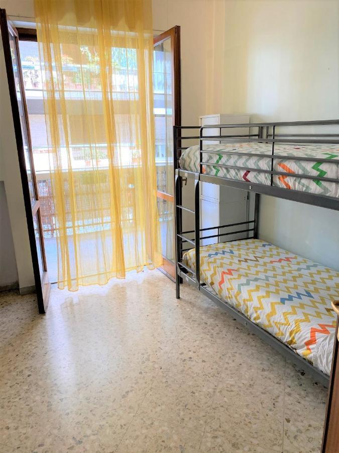 Hostal Olive Tree Bari